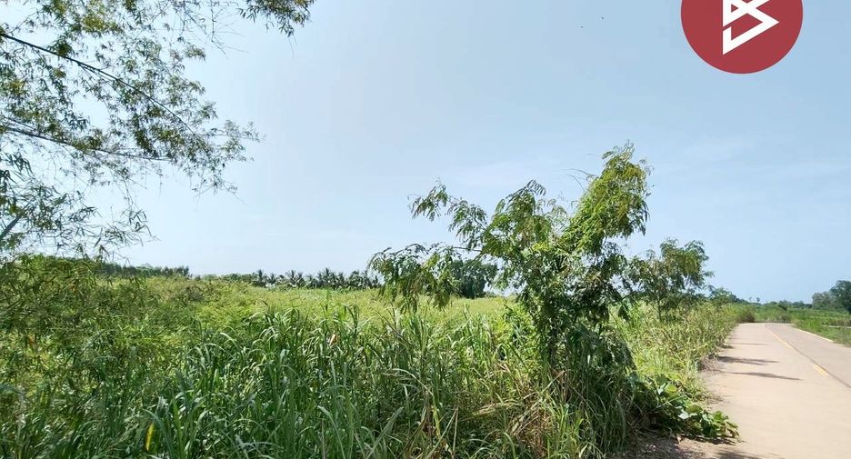 For sale land in Krok Phra, Nakhon Sawan