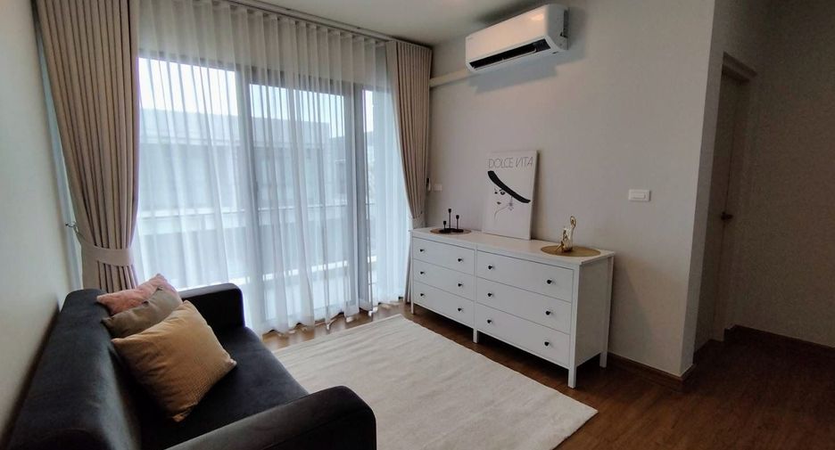 Casa en alquiler y en venta de 4 habitaciones en Bang Phli, Samut Prakan