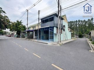 出售 3 卧室 联排别墅 在 Lam Luk Ka, Pathum Thani