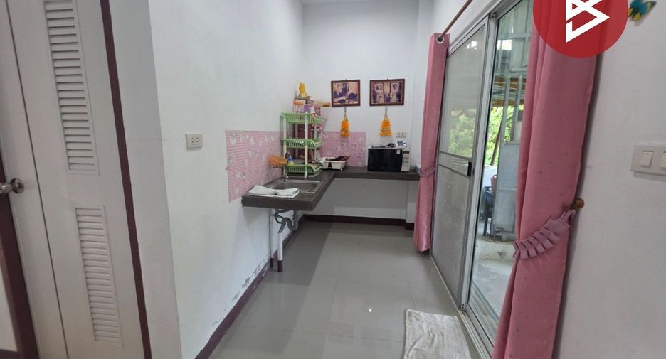 For sale 2 ベッドルーム townhouse in Mueang Samut Songkhram, Samut Songkhram