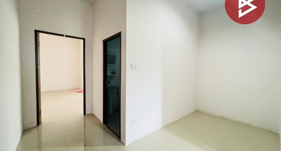 For sale 2 ベッドルーム townhouse in Mueang Samut Songkhram, Samut Songkhram
