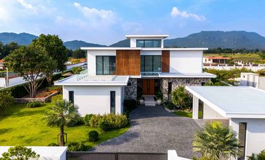 Villa en venta de 4 habitaciones en Hua Hin, Prachuap Khiri Khan