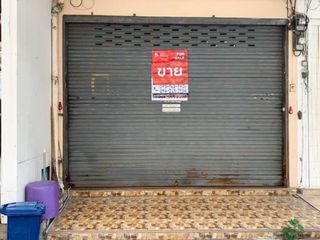 For sale 3 ベッドルーム retail Space in Thung Khru, Bangkok