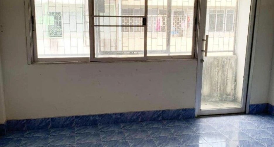 For sale 3 ベッドルーム retail Space in Thung Khru, Bangkok