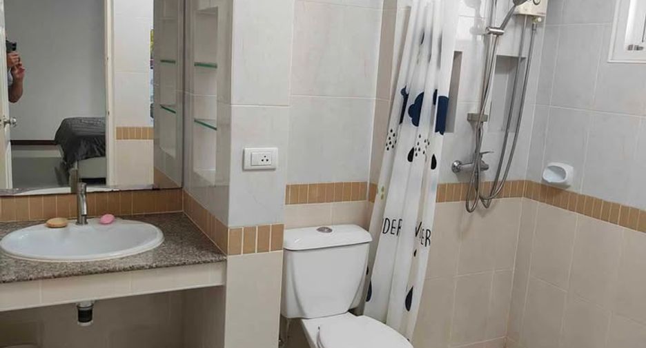 Haus zur Miete und zum Kauf mit 4 Zimmer in Bang Lamung, Chonburi