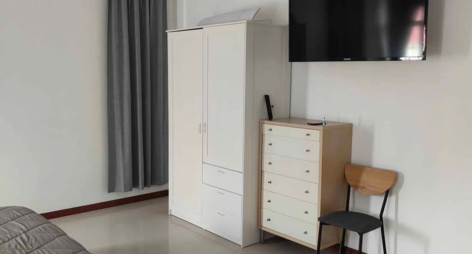 Haus zur Miete und zum Kauf mit 4 Zimmer in Bang Lamung, Chonburi