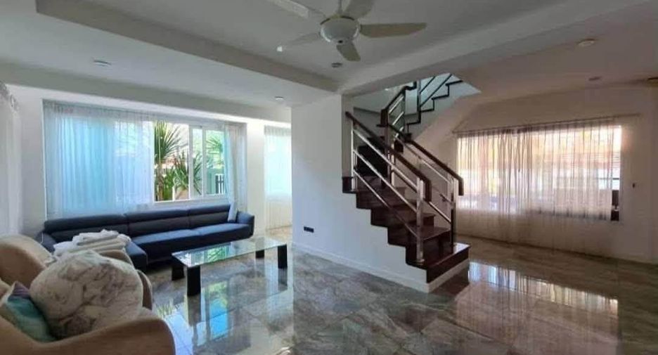 Haus zur Miete und zum Kauf mit 5 Zimmer in Bang Lamung, Chonburi