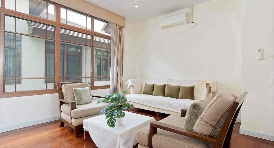 À vendre et à louer 4 chambres maison à Watthana, Bangkok