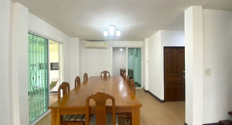 For rent and for sale 5 bedrooms house in Mueang Chiang Mai, Chiang Mai