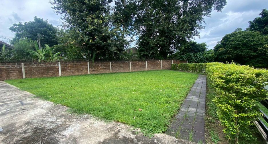 For rent and for sale 5 bedrooms house in Mueang Chiang Mai, Chiang Mai