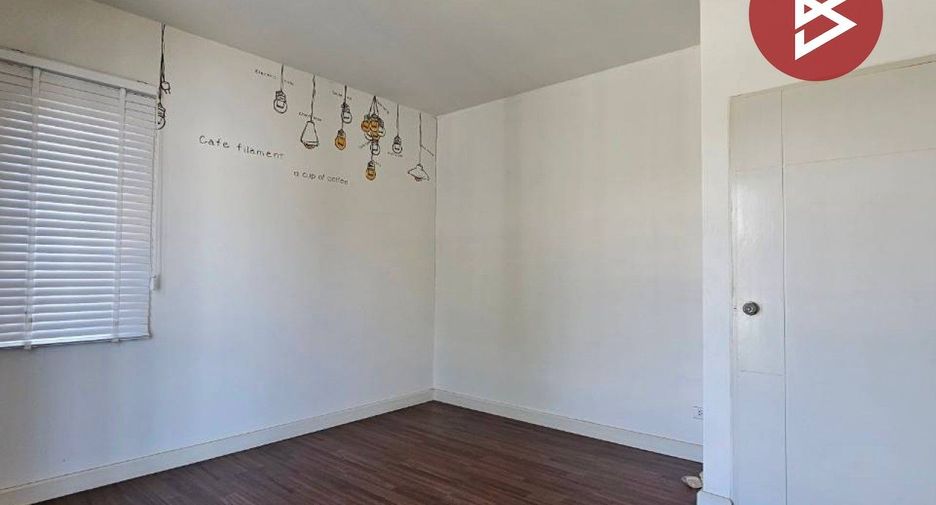 For sale 3 ベッドルーム townhouse in Chom Thong, Bangkok