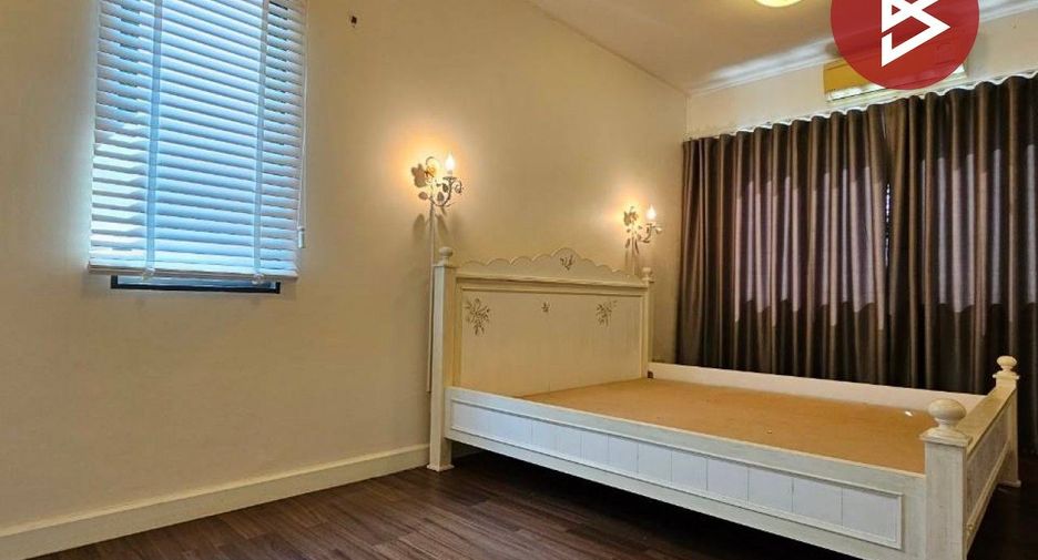 For sale 3 ベッドルーム townhouse in Chom Thong, Bangkok