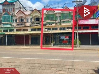 出售 3 卧室 商业空间 在 Mueang Uttaradit, Uttaradit