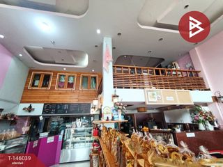 出售 3 卧室 商业空间 在 Mueang Uttaradit, Uttaradit