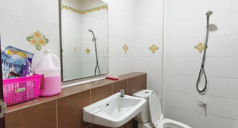 Продажа 2 спальни таунхаус в Mueang Samut Prakan, Самутпракан