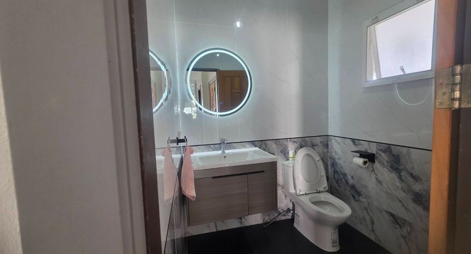 Villa zur Miete mit 3 Zimmer in Bang Lamung, Chonburi