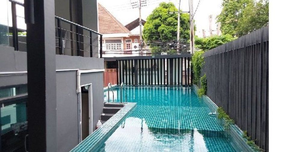 For sale 1 bed condo in Khlong San, Bangkok