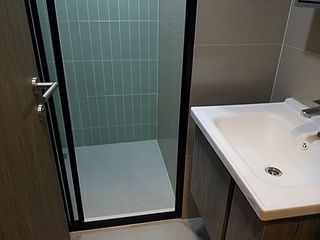 À vendre studio condo à Bang Na, Bangkok