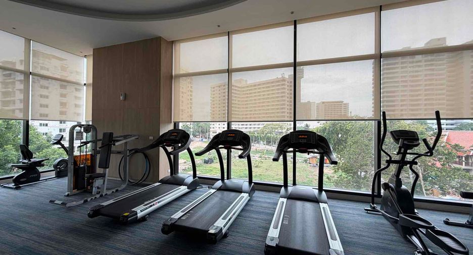 For sale 1 bed condo in Bang Lamung, Chonburi