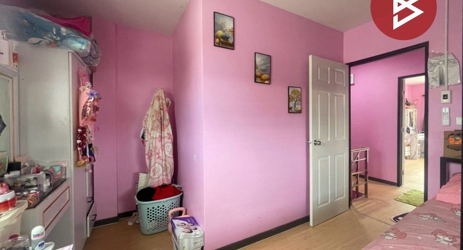 For sale 2 ベッドルーム townhouse in Pluak Daeng, Rayong