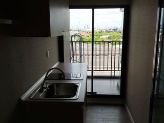 À vendre 1 chambre condo à Mueang Samut Prakan, Samut Prakan
