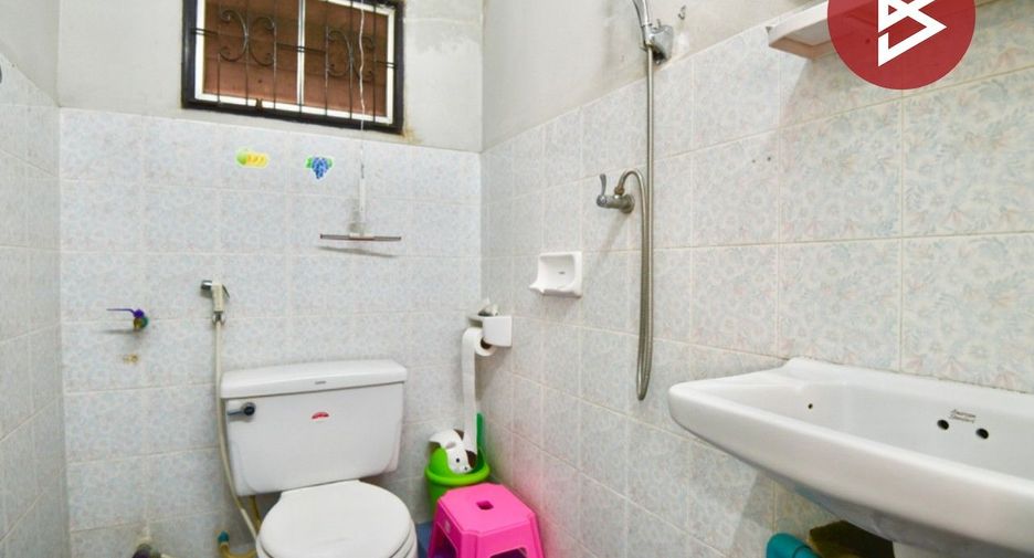 For sale 9 ベッドルーム house in Min Buri, Bangkok