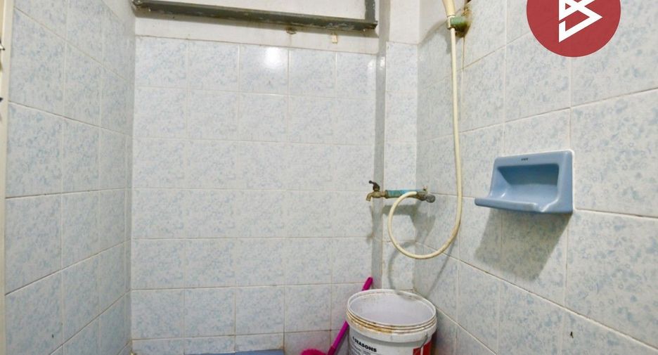 For sale 9 ベッドルーム house in Min Buri, Bangkok