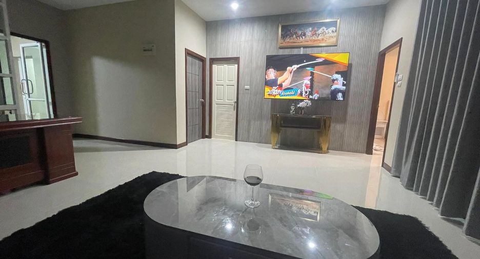 For rent 3 bedrooms house in Bang Lamung, Chonburi
