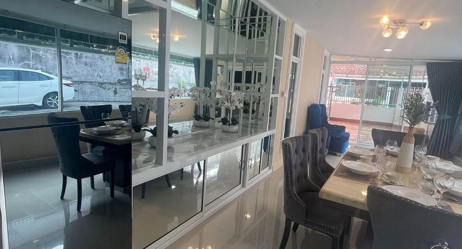 For rent 3 bedrooms house in Bang Lamung, Chonburi