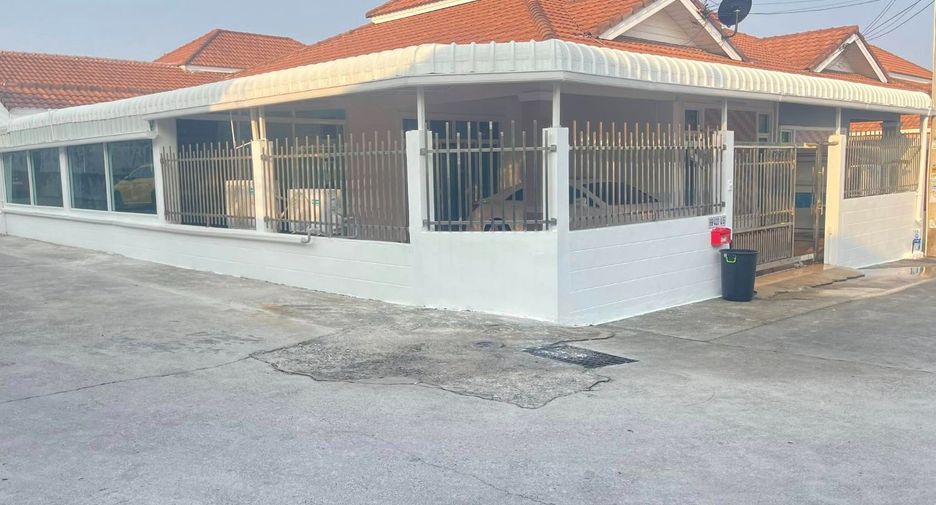 For rent 3 bedrooms house in Bang Lamung, Chonburi