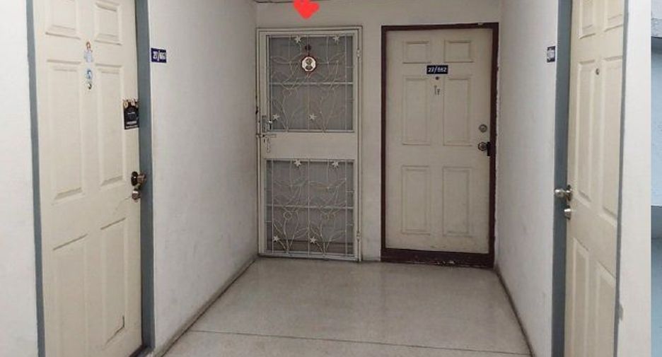 For sale 2 bedrooms condo in Prawet, Bangkok
