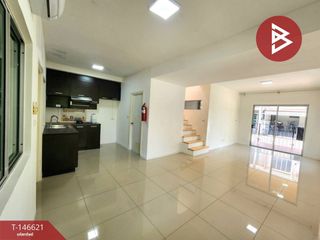 For sale 3 bedrooms townhouse in Mueang Samut Prakan, Samut Prakan