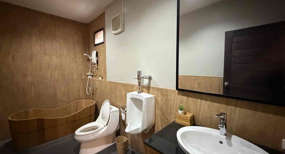 Büro zum Kauf in Din Daeng, Bangkok