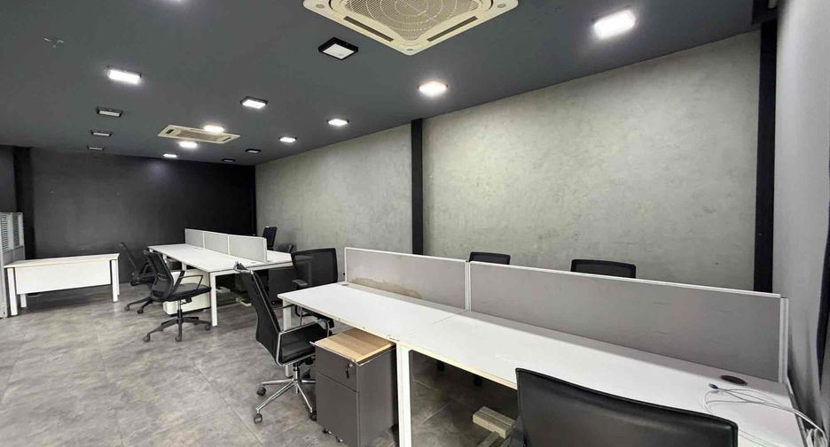 Büro zum Kauf in Din Daeng, Bangkok