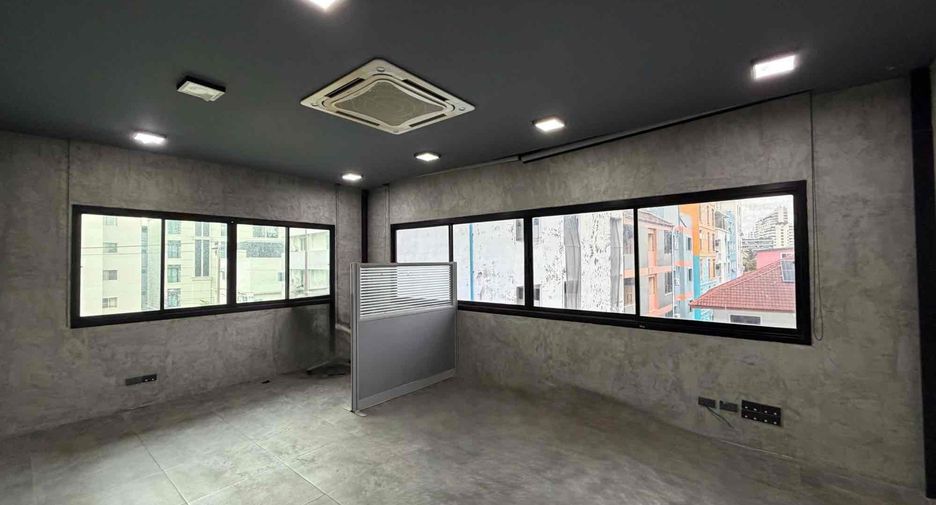 Büro zum Kauf in Din Daeng, Bangkok
