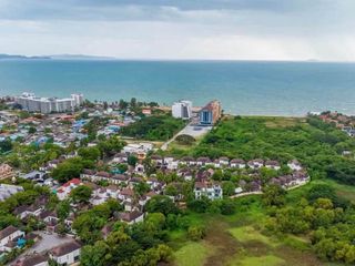 For sale 7 bedrooms villa in Na Jomtien, Pattaya