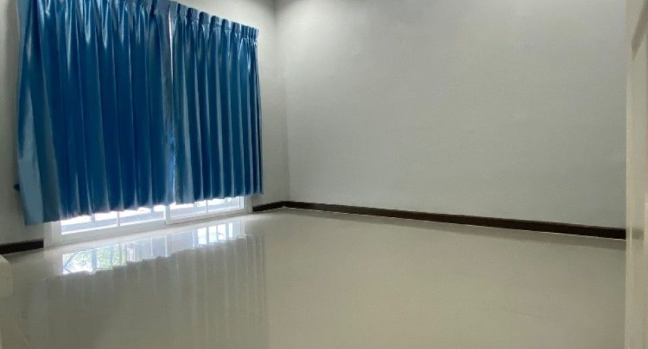 Reihenhaus zum Kauf mit 3 Zimmer in Bang Bua Thong, Nonthaburi