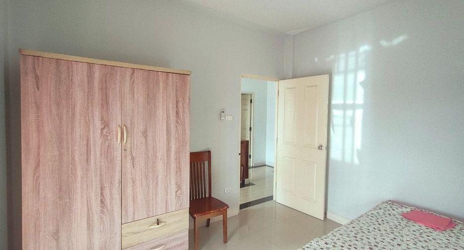 For rent 3 bedrooms house in Mueang Chiang Mai, Chiang Mai
