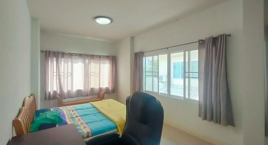 For rent 3 bedrooms house in Mueang Chiang Mai, Chiang Mai