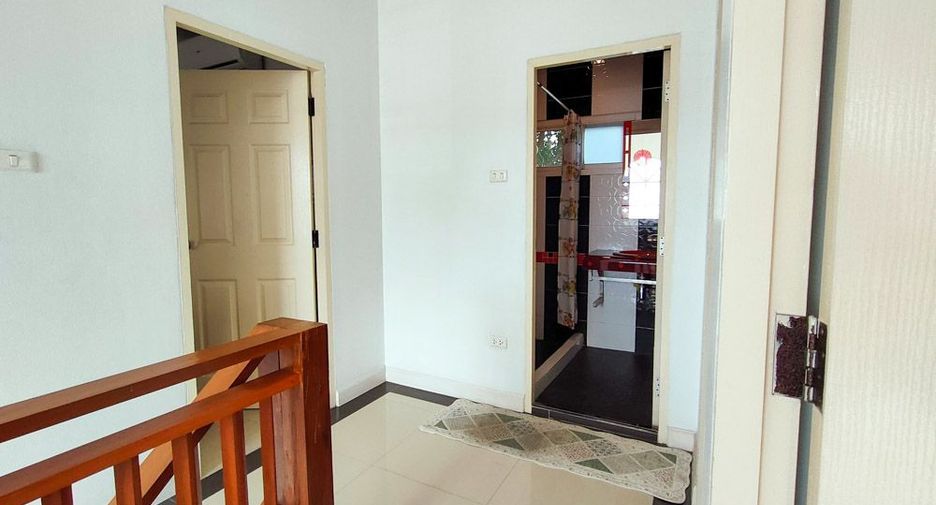 For rent 3 bedrooms house in Mueang Chiang Mai, Chiang Mai