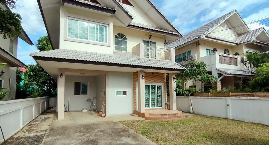 For rent 3 bedrooms house in Mueang Chiang Mai, Chiang Mai
