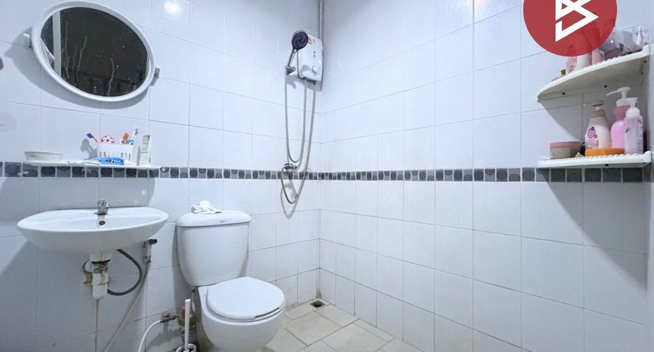 À vendre 3 chambres maison de ville à Bang Phli, Samut Prakan