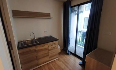 Wohnung zum Kauf mit 1 Zimmer in Bang Khun Thian, Bangkok