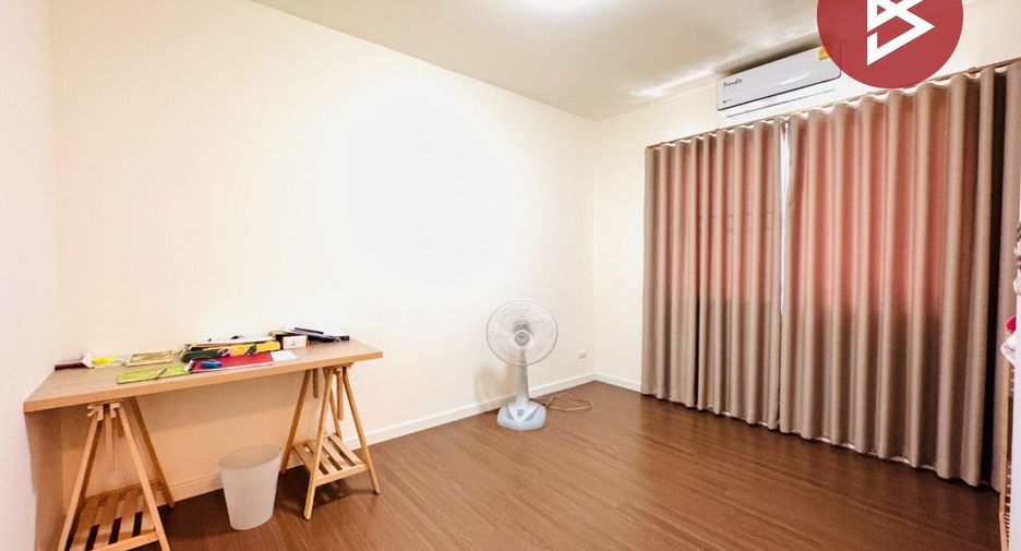 À vendre 3 chambres maison de ville à Bang Bua Thong, Nonthaburi