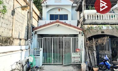 Casa adosada en venta de 3 habitaciones en Bang Khun Thian, Bangkok