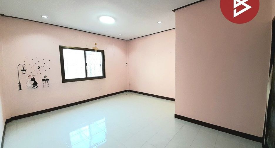 Casa adosada en venta de 3 habitaciones en Bang Khun Thian, Bangkok