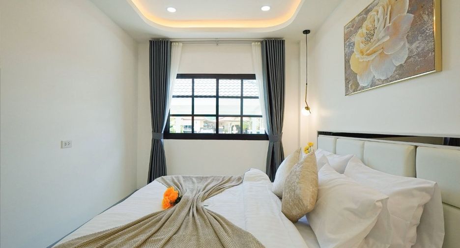 For sale 4 bedrooms villa in Bang Lamung, Chonburi