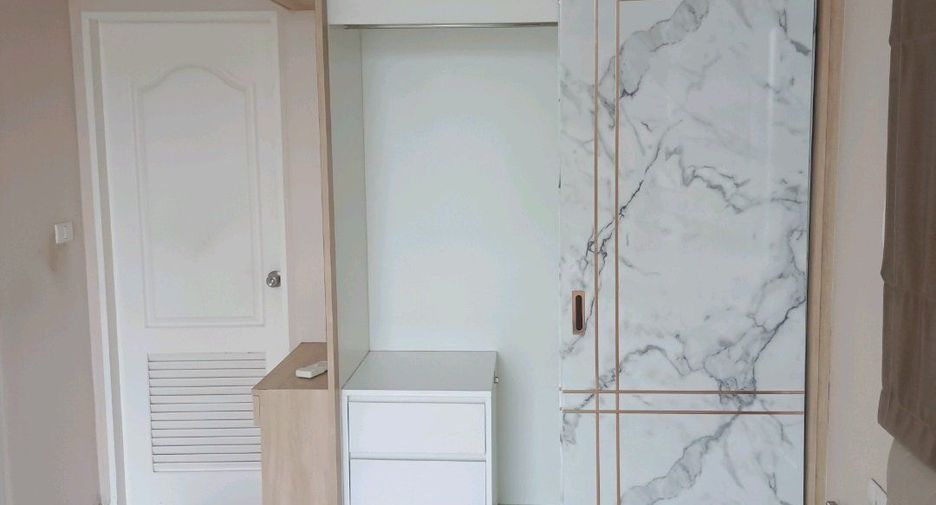 For sale studio condo in Thon Buri, Bangkok