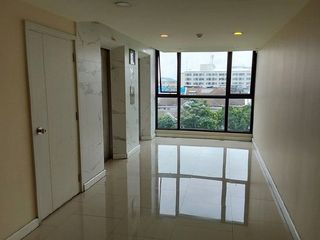 出售 1 卧室 公寓 在 Min Buri, 曼谷