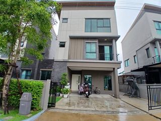Haus zur Miete mit 4 Zimmer in Khan Na Yao, Bangkok